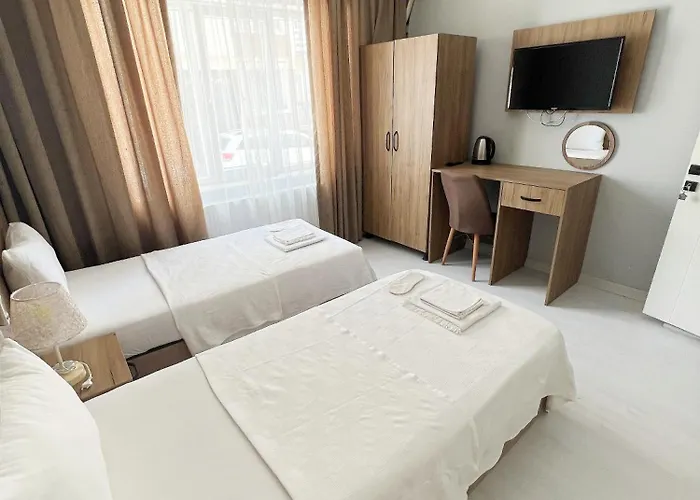 Karhal אודיירן